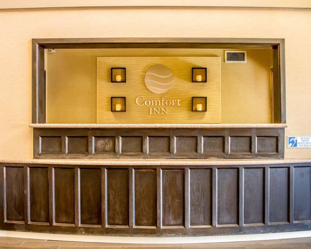 Comfort Inn Lathrop Stockton Airport Interior photo