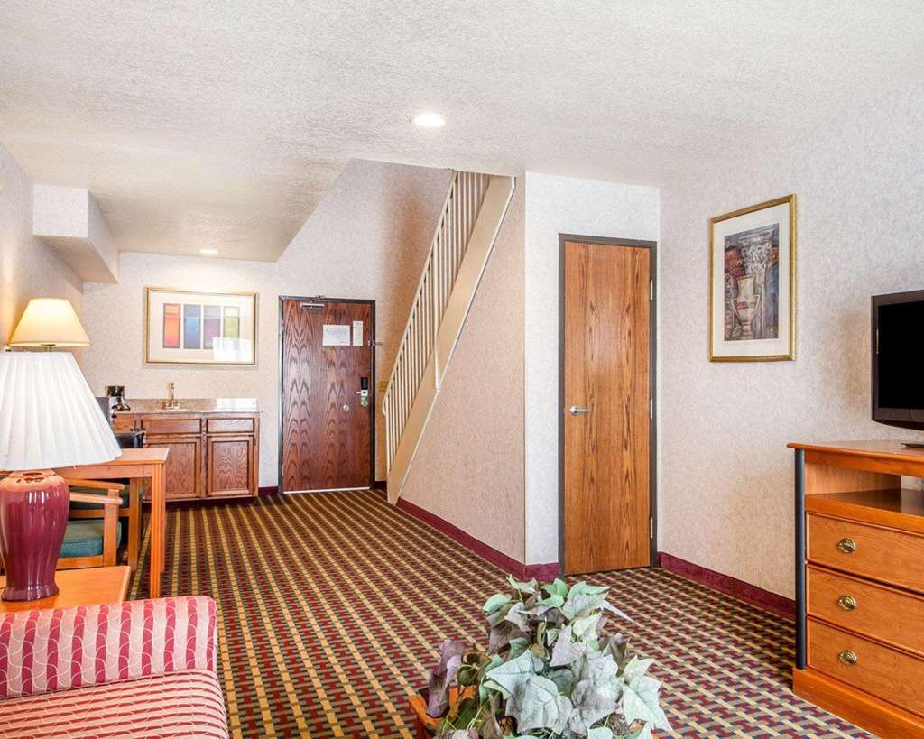 Comfort Inn Lathrop Stockton Airport Room photo